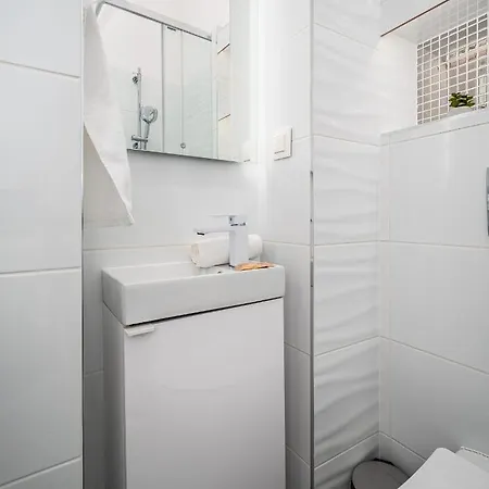 Apart D&k Apartament Z Widokiem Na Palac Kultury I Nauki Lägenhet